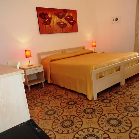Oasi לינה וארוחת בוקר 4*