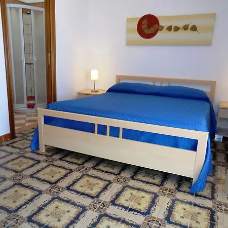 לינה וארוחת בוקר Oasi