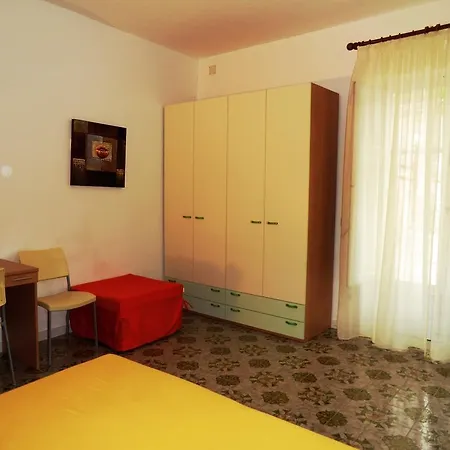 Oasi 마리나 디 팔마